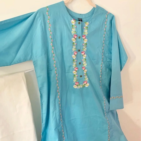New Pakistani 2 peace Dress - Picture 2 of 2